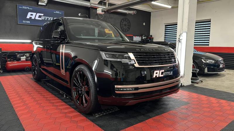 Pose d'un film de protection carrosserie PPF sur Range Rover 
Écrouves proche de Nancy (Grand Est)