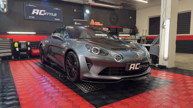 Pose d'un film de protection de carrosserie transparente PPF sur Alpine A110 R TURINI – Nancy (Meurthe-et-Moselle)