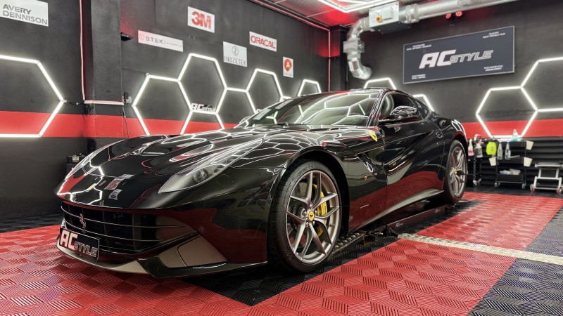 Protection de carrosserie transparente PPF premium Ferrari F12 Berlinetta Écrouves (Grand Est) proche de Nancy et Metz
